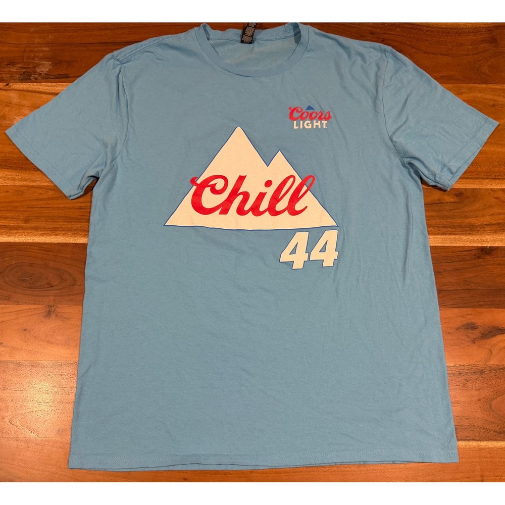 Coors Light Chill 44 Graphic T-Shirt Light Blue Mens XL Short Sleeve Cotton Tee